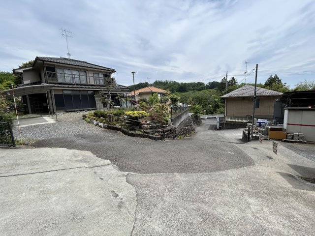 あきる野市草花中古戸建の外観