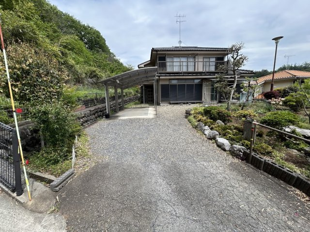 あきる野市草花中古戸建の外観