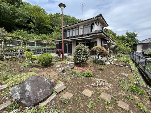 あきる野市草花中古戸建の外観