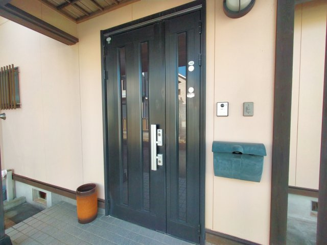 瀬戸越3丁目邸宅の玄関