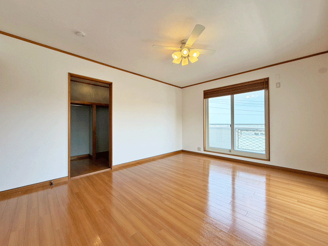 名取市ゆりが丘3丁目　中古戸建の洋室