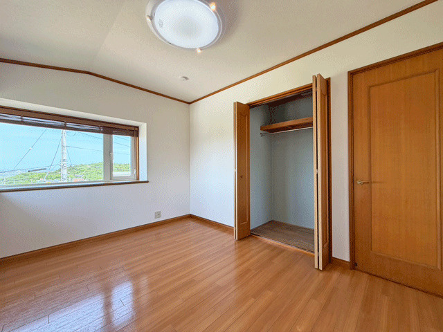 名取市ゆりが丘3丁目　中古戸建の洋室
