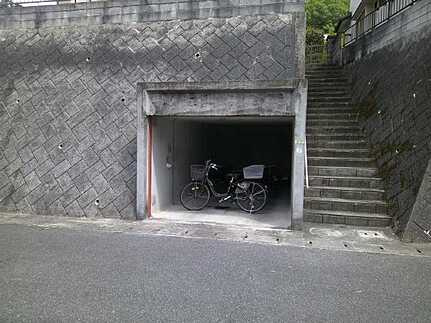 安芸区中野東1丁目の駐車場