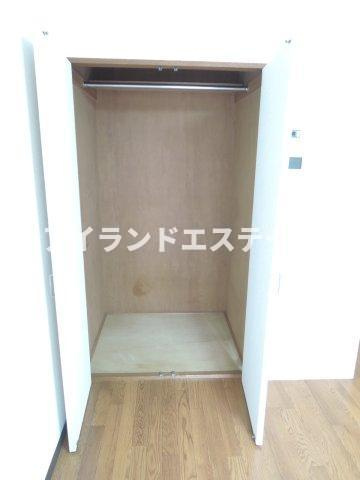 ハイツニュータカバ　ネット無料　最上階　学生おすすめの収納