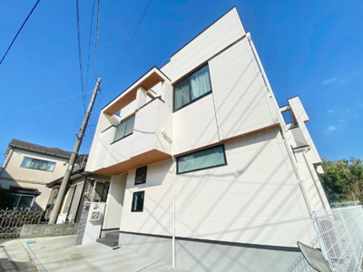 | 令和3年12月築の築浅物件!…