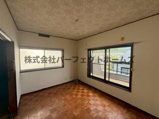 津田元町3丁目戸建　賃貸の洋室|きれいな洋室です