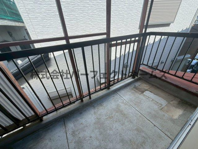 津田元町3丁目戸建　賃貸のバルコニー|バルコニーがあります