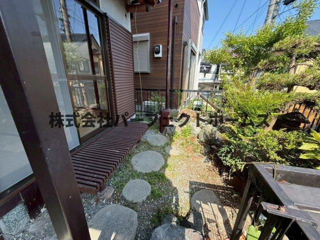 津田元町3丁目戸建　賃貸の庭|お庭で自由な時間を過ごせます