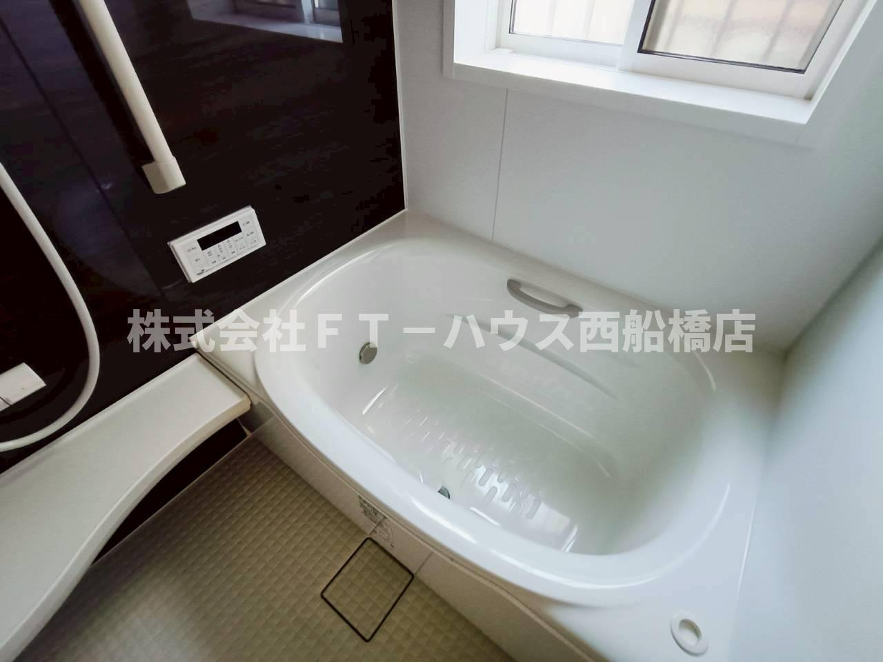 船橋市芝山７丁目戸建ての浴室