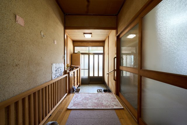 勝岡町の中古のおうち　松山市勝岡町中古戸建の内装|リフォームプランあります♪