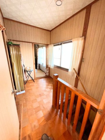 勝岡町の中古のおうち　松山市勝岡町中古戸建の収納|庭には納屋があります！