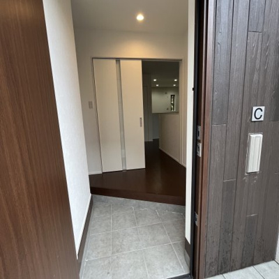 【玄関】 | Palacio