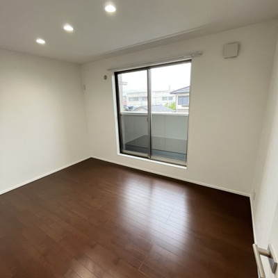 【洋室】 | Palacio