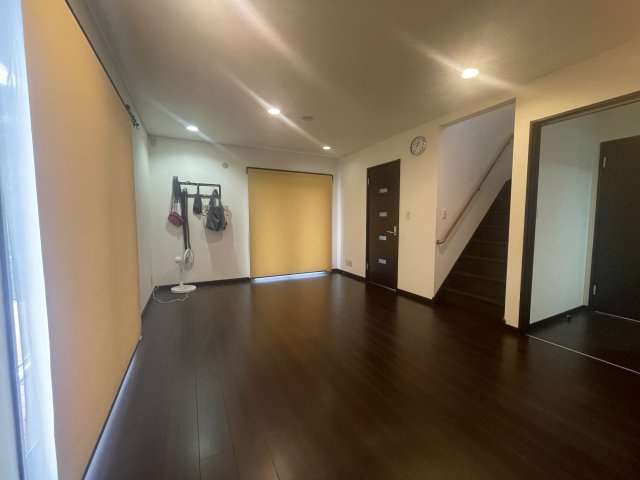 佐々町口石免一戸建の居間・リビング