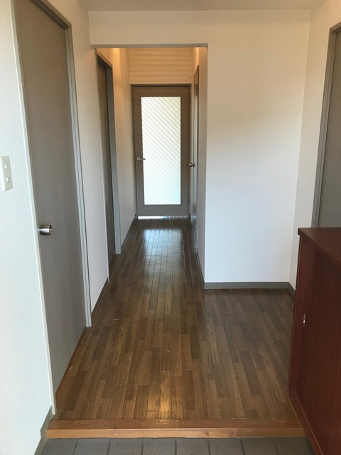グランドヒルの玄関
