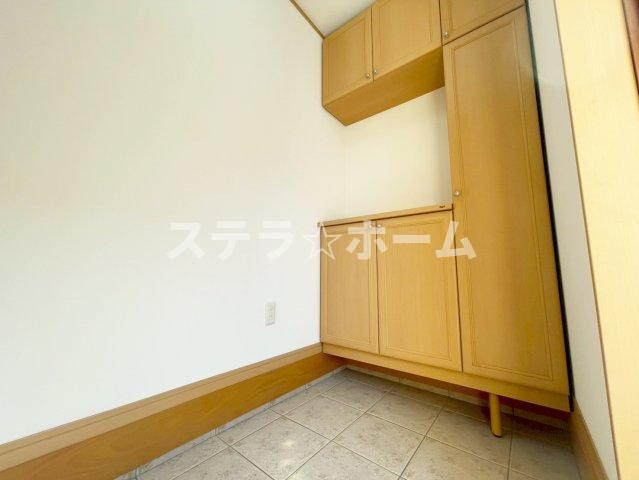 菅原2 中古戸建の玄関|玄関です