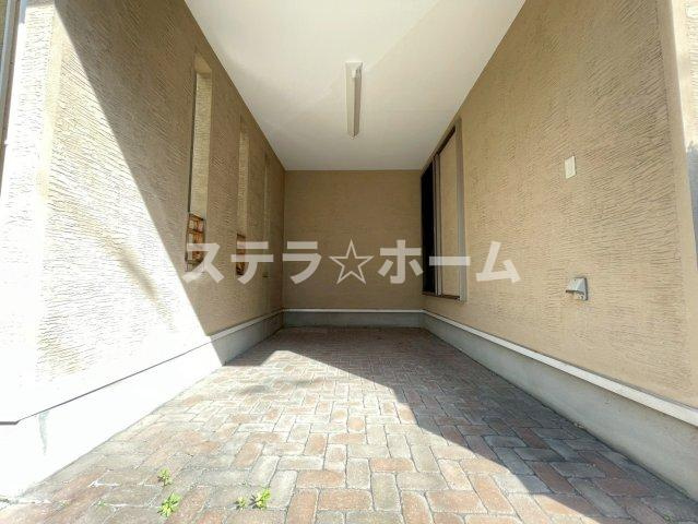 菅原2 中古戸建の駐車場|駐車スペースもあります