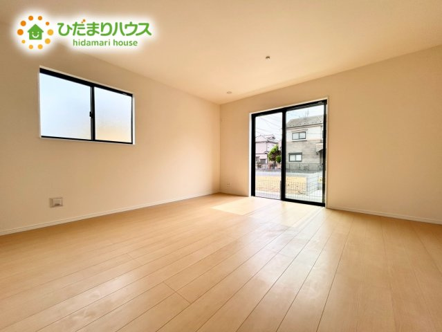第7上尾二ツ宮Ⅱ期　新築戸建　ハートフルCの居間・リビング|LDK：15帖