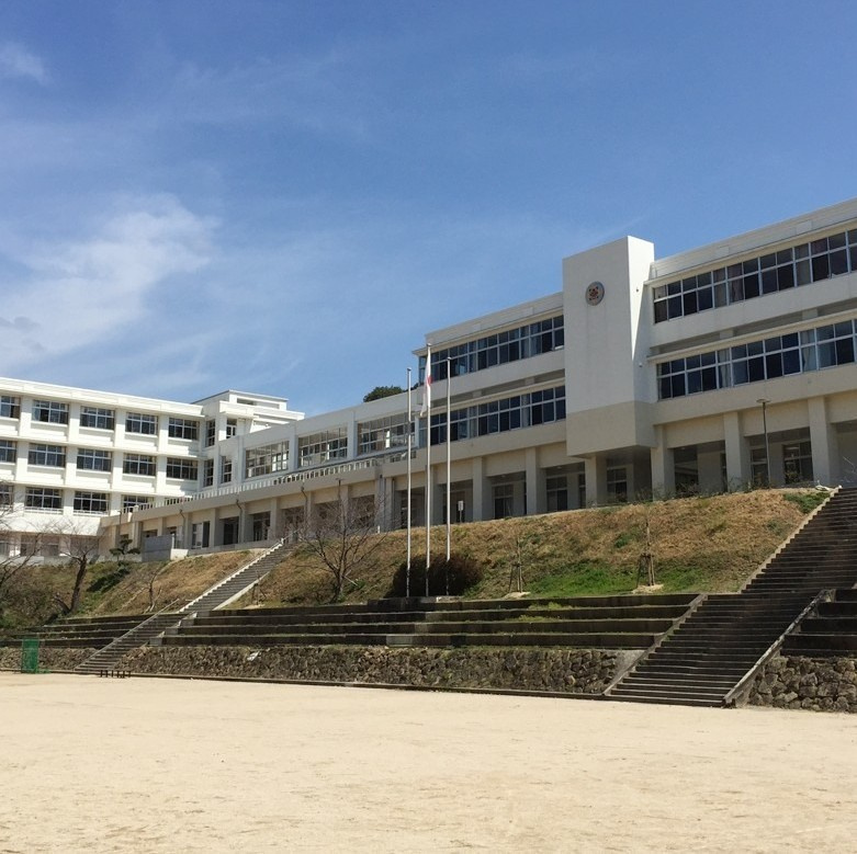 須佐町中古戸建の周辺