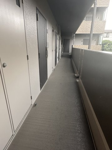 レジディア浦安Ⅱの玄関
