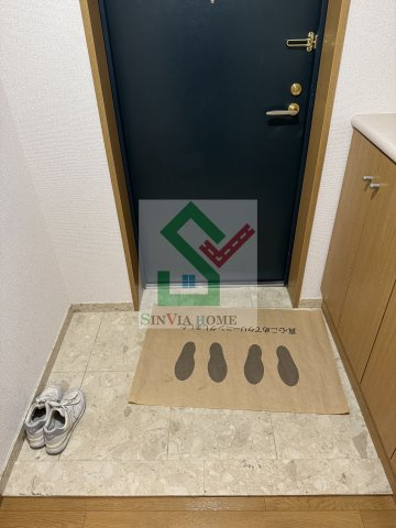 ファミールシティ武蔵関2番館の玄関