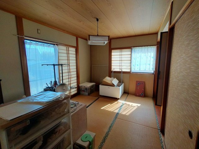 大村市東野岳町平屋建の和室|南東側６帖和室