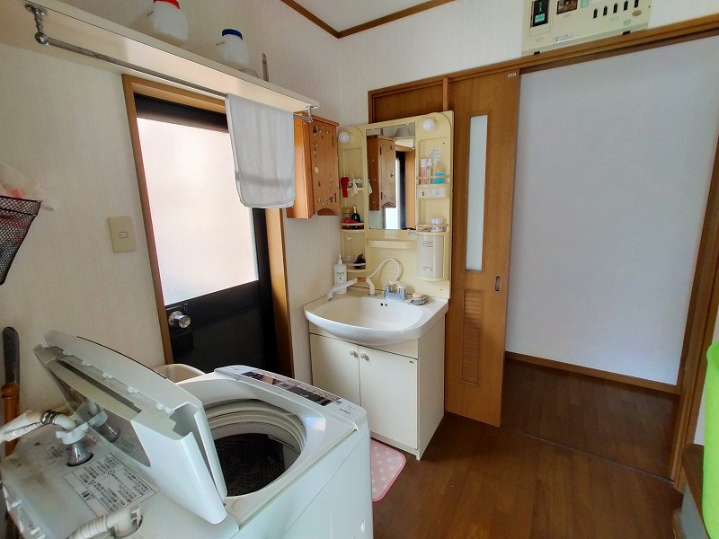 大村市東野岳町平屋建の独立洗面台|洗面脱衣室
