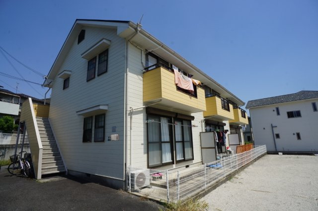 奈良市疋田町のアパート