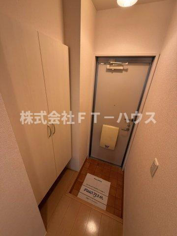 コスモ ガーデンの玄関