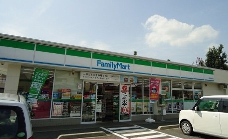 モルティ　ポポラ－レ　Ｂの周辺|ファミリーマート川越山田東店まで400m