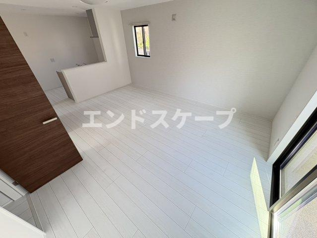 ヴィル・エテルネルの居間・リビング|高崎、前橋のお部屋探しはエンドスケープまで！お客様の理想お聞かせ下さい♪
