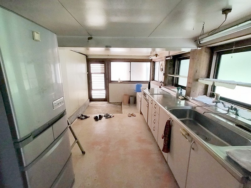 自然豊かな上柚木町一戸建のキッチン