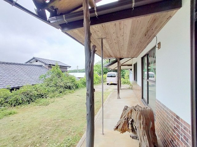 自然豊かな上柚木町一戸建の庭
