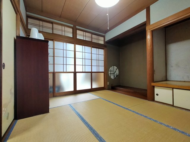 家庭菜園を楽しめる黒髪町戸建て　の和室