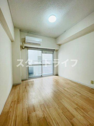 大阪市淀川区西宮原１丁目の賃貸マンションの居間・リビング