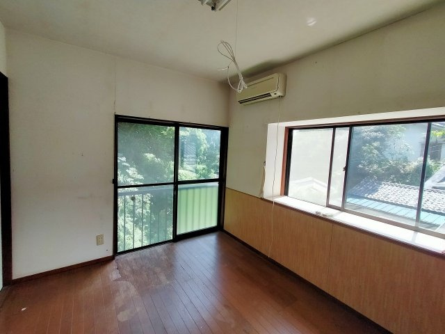 藤原町戸建ての洋室