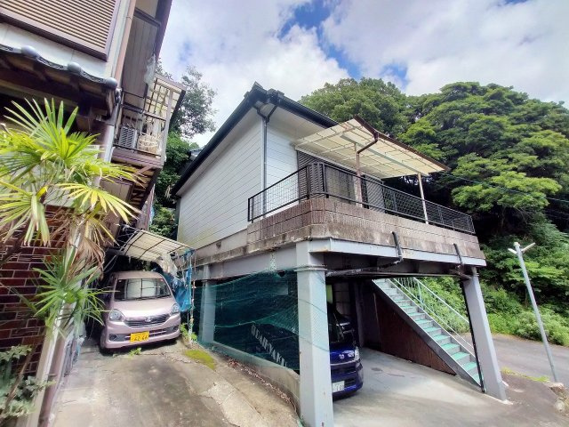 藤原町戸建ての駐車場