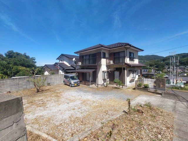 吉岡町一戸建の駐車場