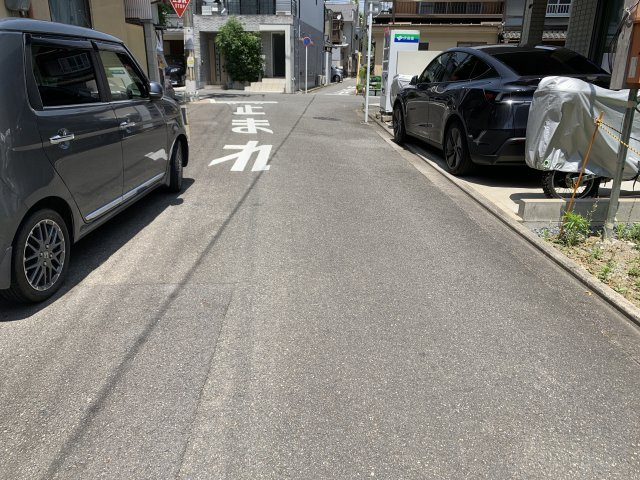 京都市北区紫野下築山町　建築条件無し売土地の前面道路含む現地写真