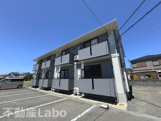 フロラシオン川内 Ⅲ棟 の駐車場