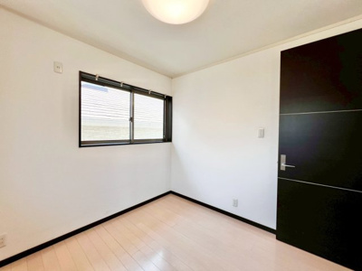 【洋室】 | 逆瀬川　中古戸建