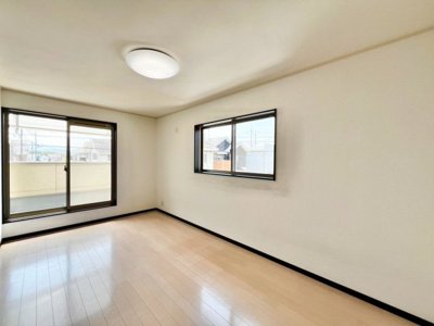 【洋室】 | 逆瀬川　中古戸建