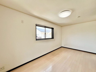 【洋室】 | 逆瀬川　中古戸建