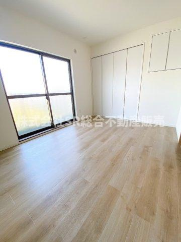 七軒家中古戸建の寝室|落ち着いて過ごせるお部屋なので、寝室にいかがでしょうか