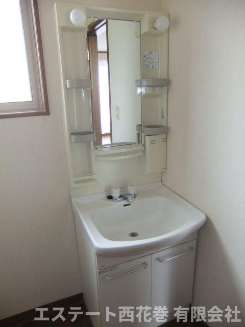 NEW MAISONもとだての独立洗面台