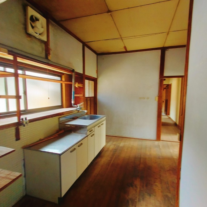 早苗町古家付土地の周辺