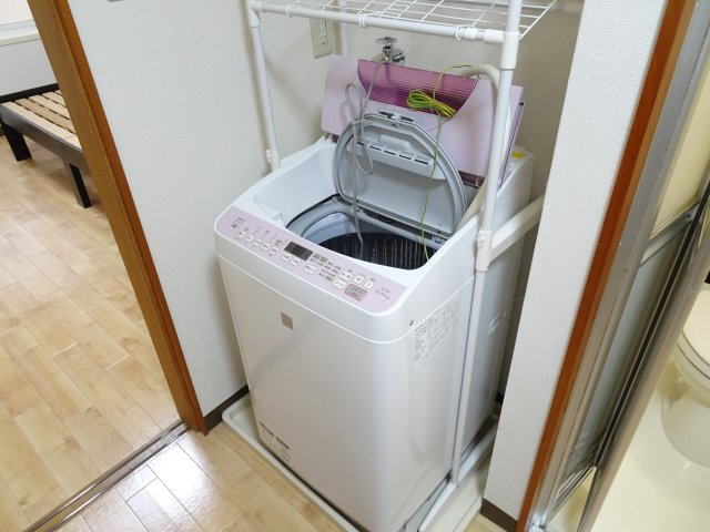ホワイトベースの浴室