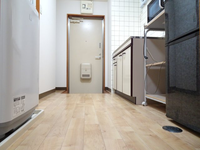 ホワイトベースの洗面所