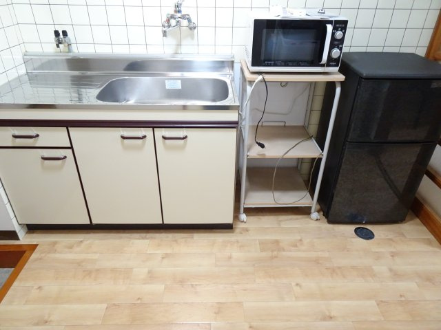 ホワイトベースのキッチン