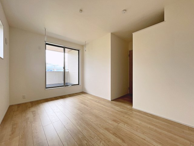 新築戸建・新築建売　郡山市東山1丁目1期　守山小・守山中の洋室|7.5帖の洋室はゆったり広々としておりご夫婦の主寝室としておすすめです！